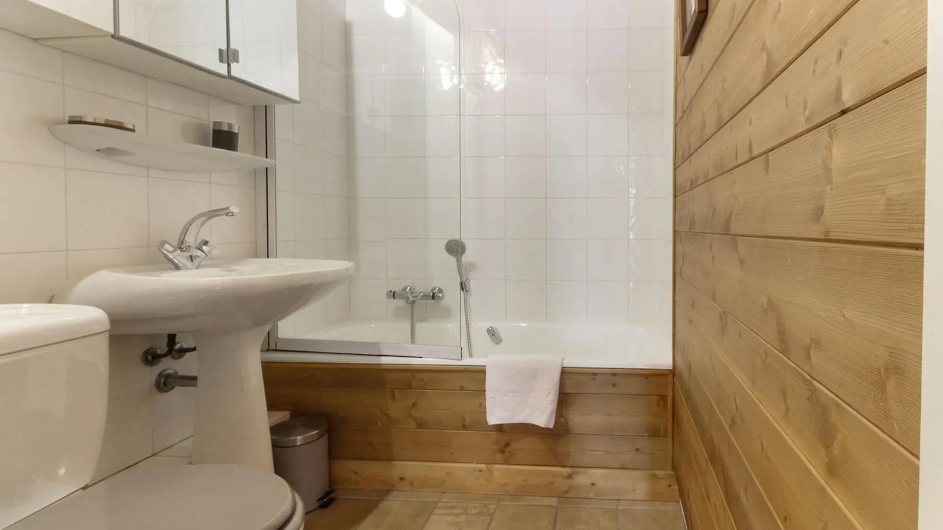 Apartment Le Chamouny- Family Apt - Central - Quiet - Hikeing & Rock Climbing Close By Chamonix