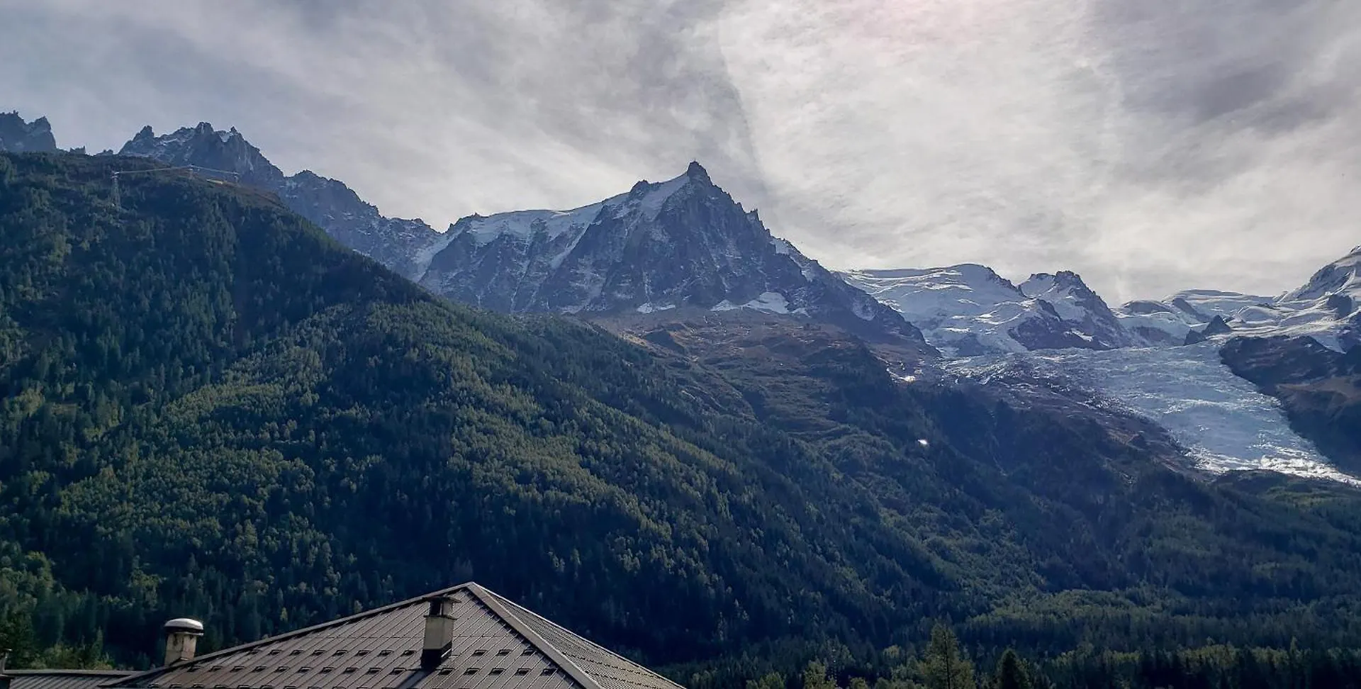 Le Chamouny- Family Apt - Central - Quiet - Hikeing & Rock Climbing Close By Chamonix